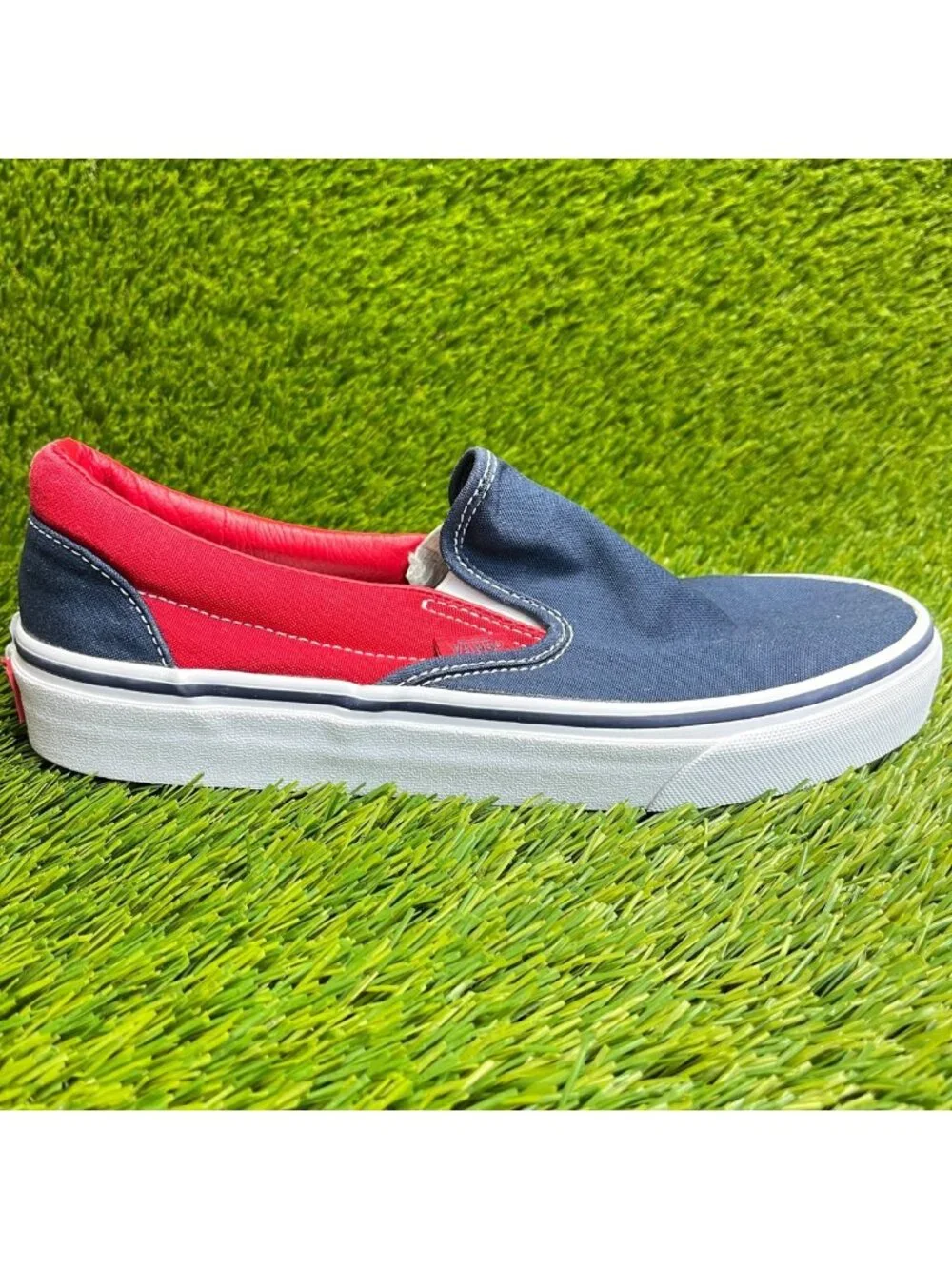Vans Noah x OG Classic Slip-On Womens Size 8.5 Blue Red Athletic Shoes Sneakers
